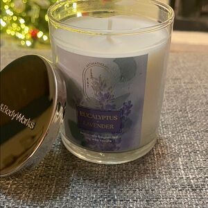 Bath & Body Works Eucalyptus Lavender Candle with Silver Lid 8 oz